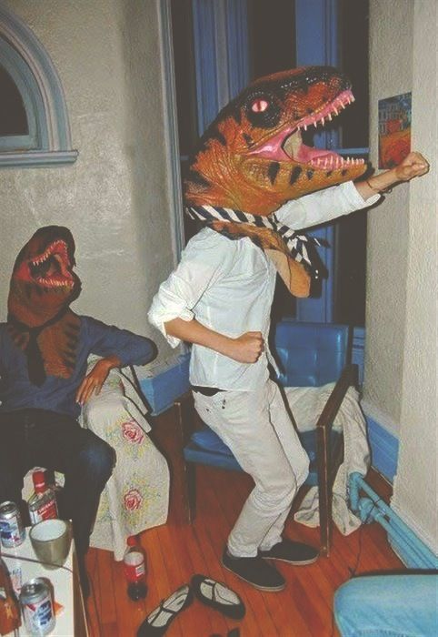 Fest med dinosauriemasker